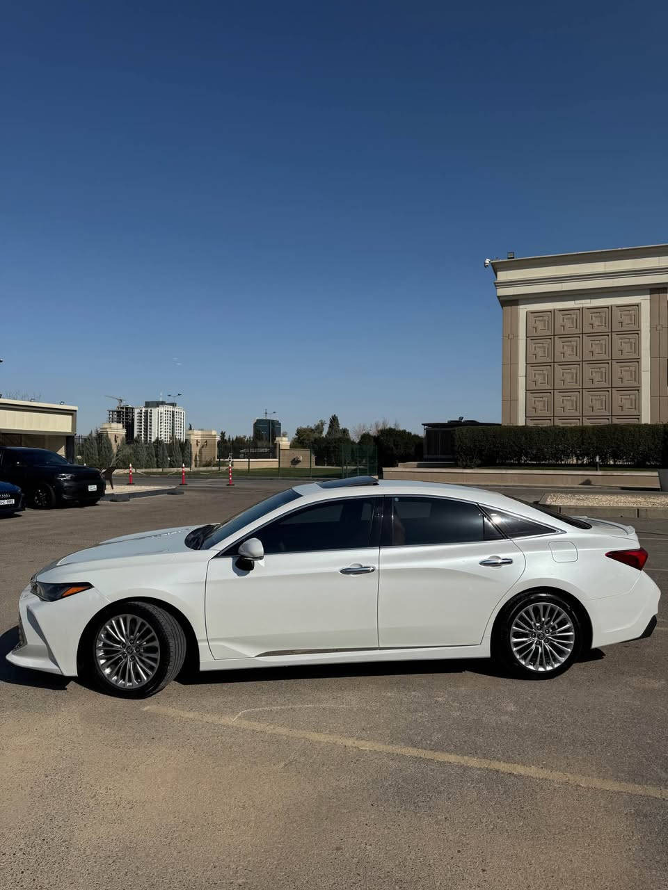 Avalon 2021 limited 
ئەڤەلۆن 2021 خەلیجی قەپات مواصەفاتی وەکالەی سەردارە سەیارەکە وەک لۆک وایە لەسەر دەقی شەریکە ماوەتەوە104هەزار کیلۆمەتر ڕۆیشتیە و  چوار تایەی تازەی لەسەرە گێڕ و مەکینە و تەقە و ڕەقە و هەموو شتێکی بەشەرت ناوی لۆک لۆک ماوەتەوە 
نیو چاملغی سبوغە 

‎نرخی: 368 وەرەقە 

تەنها لە واتساپ جواب دەدەمەوە 
0751-529-91-07 أربيل, العراق


**إذا كنت صاحب هذا الإعلان وتريد حذفه لأي سبب، رجاءا أرسل رسالة إلى الدعم الفني**