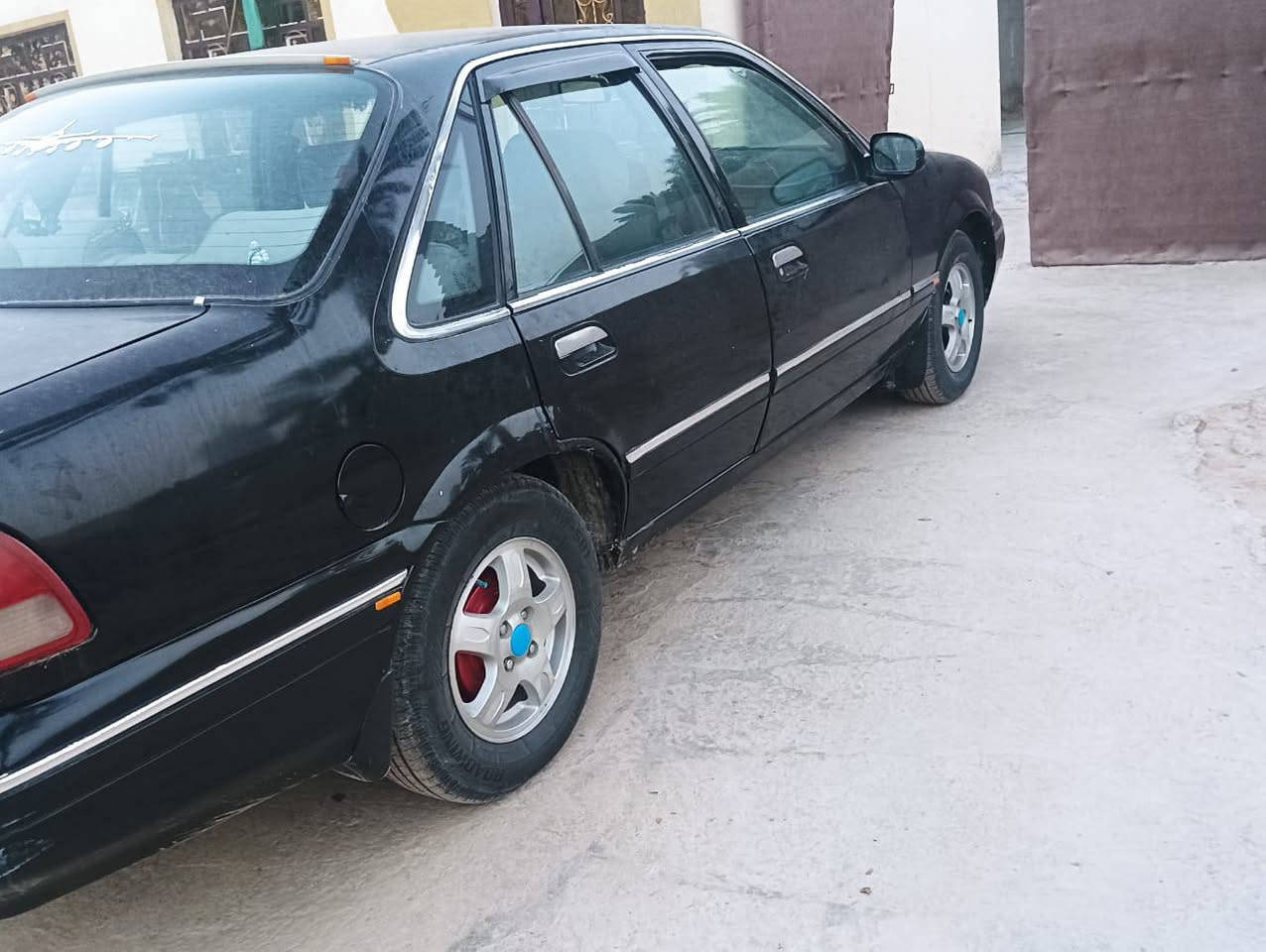 تخدم تاير حداديه جديد سياره ماناقصه اي شي كل كهربائي شغاله رقم بغداد بسمي
سعر 38 وبيه مجال مكاني سياره بابل 
***********
