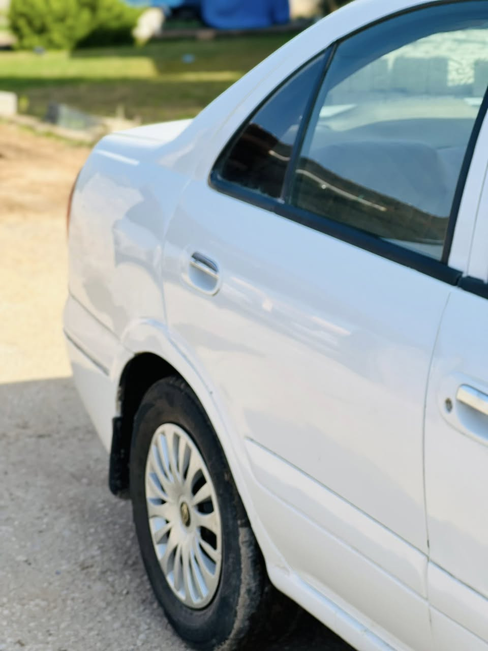 السلام عليكم 

اعلان مهم ‼️ 

للبيع للبيع 
نيسان سني ابيض
موديل :٢٠٠٩ياباني 
كير محرك صدر تخم تاير كله جديد  السيارة جاهزة من كل شي انظف من الصور بعد
مرشوشة عام لاضربة ولاكلشي 
السعر :88وبيها مجال 
للاستفسار:***********
المكان:صلاح الدين /بلد/ناحية يثرب
