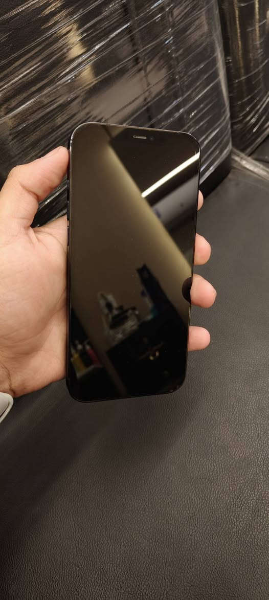 ايفون 12 برو ماكس
ذاكرة 512
بطاريه 73
كلشي ماا مبدل بي شرق اوسط جهاز نضيف حيلل
السعر 475.000 و بي مجال
للأستفسار اتصل *********** بي واتساب
