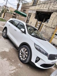 سياره سيرنتو للبيع مكان بغداد  للاستفسار ٠٧٩٠٥٦٣٠٧٥٥