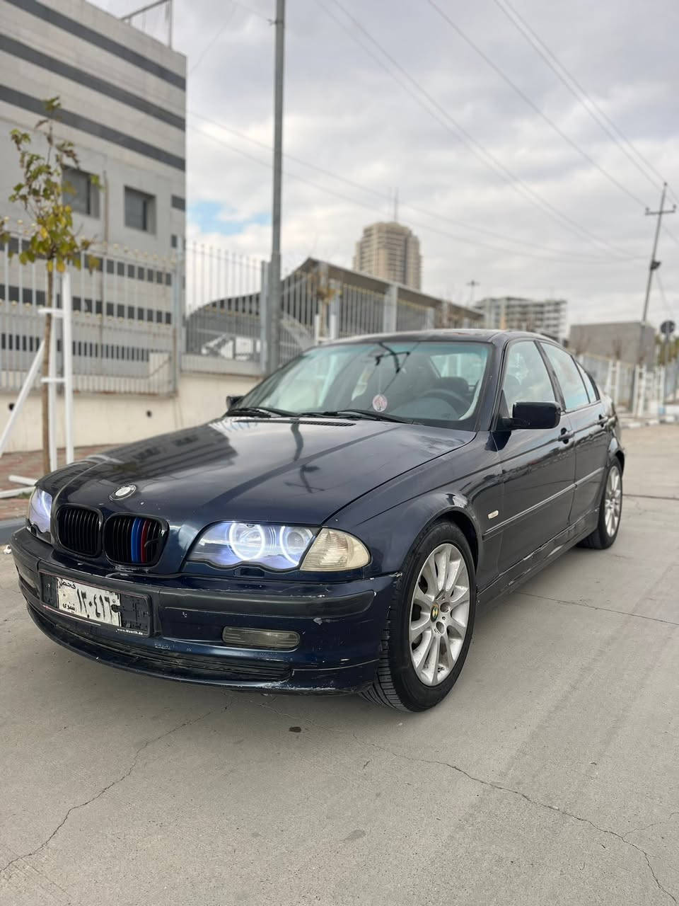 BMW E46 2001
ارم پلاستیك اربیل
فول مواسفات
٢ قطعە نیص 
سعر ٤٣ وەرەقة معمالة
***********
