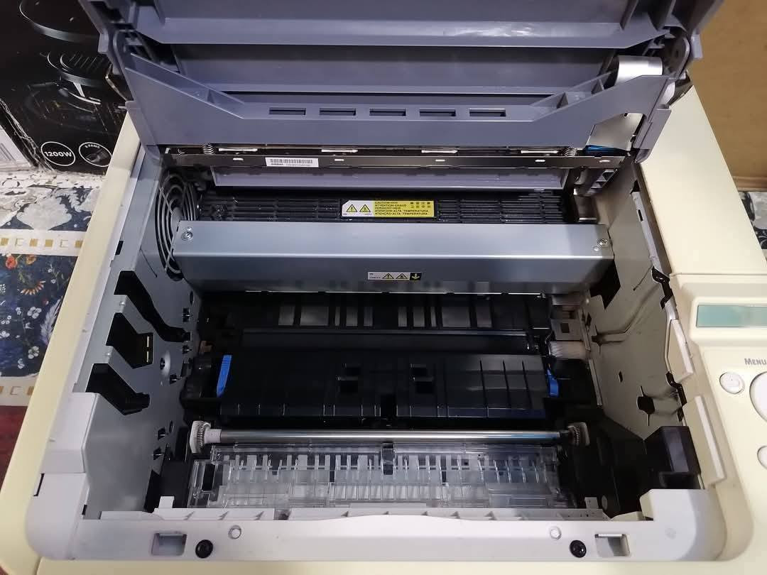 Oki B431DN
الجهاز الجبار و المتميز
دقة طباعة رهيبة 1200 DPI
دوبلكس (تطبع وجهين بشكل تلقائي)
مدخل نتوورك (امكانية تحويلها وايرليس عن طريق ربطها براوتر مع وجود ابليكيشن على الموبايل للطباعة منه)
سريعة جدا بالطباعة لغاية 40 ورقة بالدقيقة
سرعة خروج اول ورقة خلال 5 ثواني فقط
درج ورق يسع 250 ورقة
مدخل اضافي لطباعة الاوراق الصغيرة والشيكات والكرتون


**إذا كنت صاحب هذا الإعلان وتريد حذفه لأي سبب، رجاءا أرسل رسالة إلى الدعم الفني**