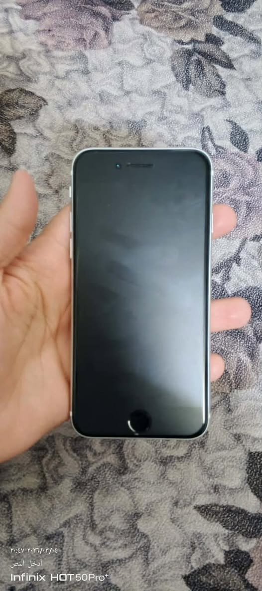 آيفون سي
المايعرفه لا يعلق 
ما مفتوح نورمال شرط 
ما مبدل أي قطعه 
جلخ ما مجلوخ نضيف الي درجه
بطاريه ٧٨
ذاكره ٦٤
تك 
السعر ١٥٠ وبي مجال للطيبين
مكاني حي الانتصار


**إذا كنت صاحب هذا الإعلان وتريد حذفه لأي سبب، رجاءا أرسل رسالة إلى الدعم الفني**