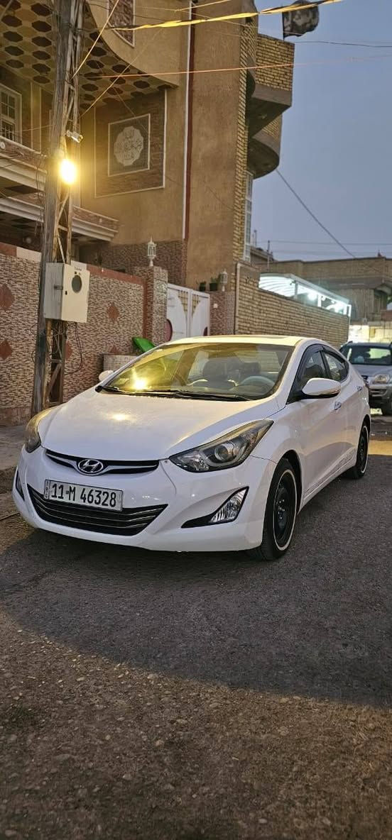 السلام عليكم النترا للبيع موديل 15 GLS بصمه فتحه تبريد قطعتين مدوشمه كامله تخم تاير ماشيه 76  حقيقي مكينه 1800 سياره نضيفه مكفوله من الصبغ والتبديل ماعده نص دوسه صبغ وبيه بارد قليل كير مكينه كفاله ماعدا تبديل رواجز فقط رقم بغداد انكليزي السنويه ل ٢٠٣٠  بأسمي السياره بالكوت السعر ١٤٠ وبيه مجال قليل ***********
