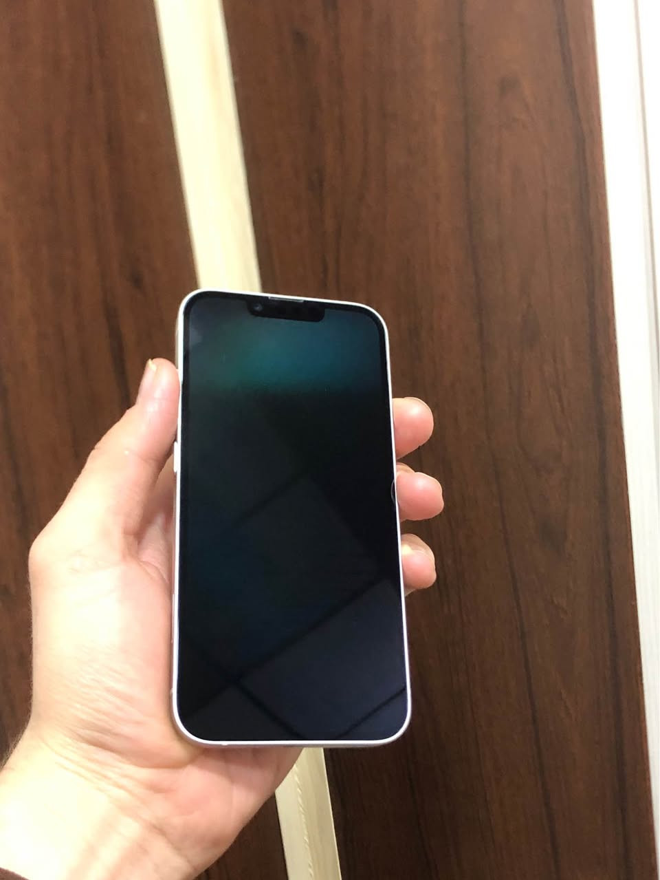 IPhone 14
پاتری %85
زاکیرە 128
مۆبایلەکە %99 خاوێنە شوختی نیە زۆر پاک ماوەتەوە 
بە شەرتی کۆمپیتەر و وەستاو دارو بەرد 
نرخی 350 دۆلار کەمێ مامەڵە 
***********
واتساپ 
ڤایبەر السليمانية, العراق
