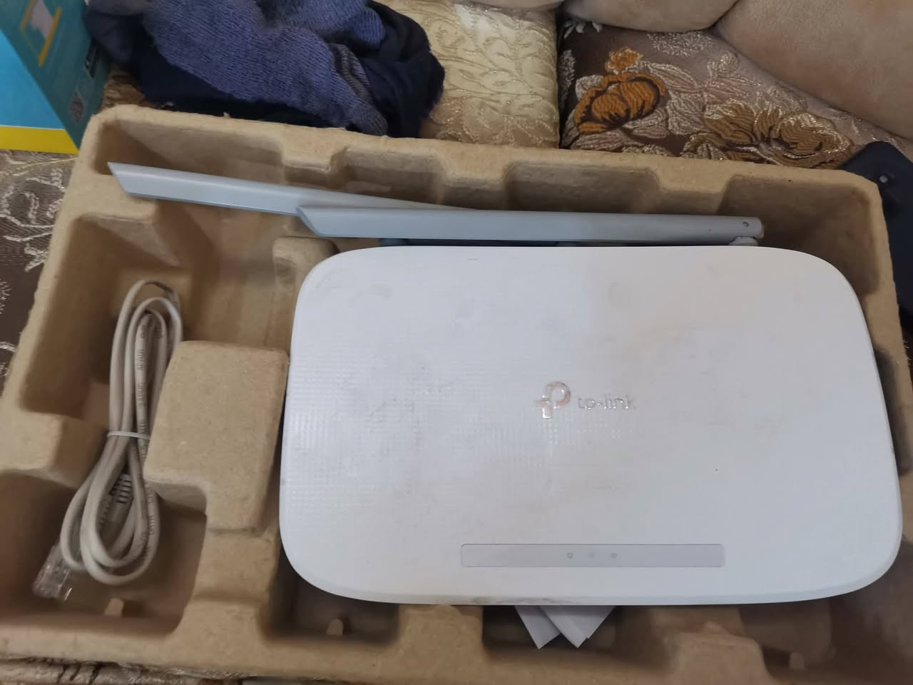 سلام عليكم روتر 3 اريلات للبيع نضيف استعمل كلش قليل  باكيتو ووير روتر الانترنت فقط ويااا للبيع ادفع سعر عجبني ابيع


**إذا كنت صاحب هذا الإعلان وتريد حذفه لأي سبب، رجاءا أرسل رسالة إلى الدعم الفني**