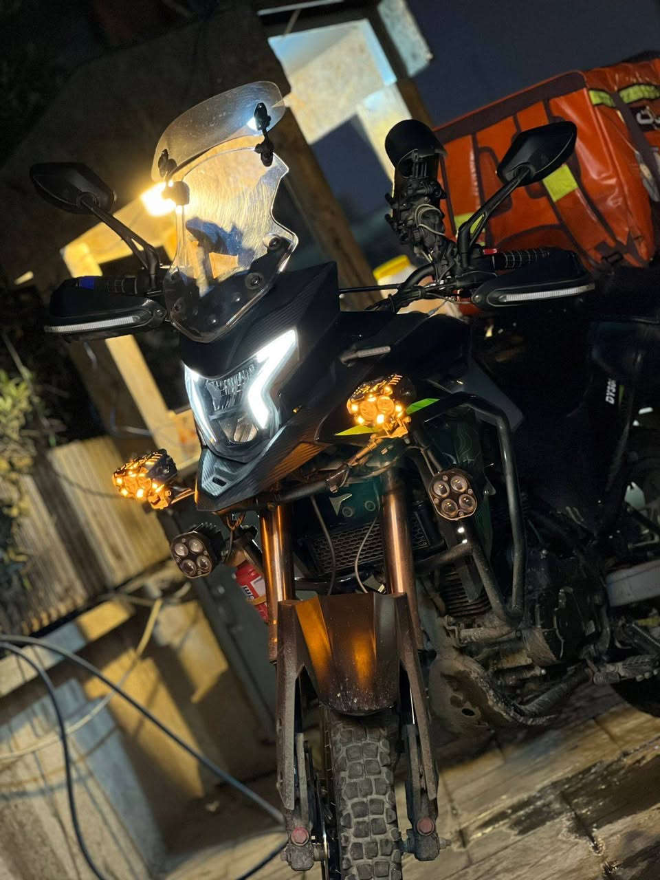 السلام عليكم دايوان ادفنجر 300cc كفاله عامه من كلشي محور جوبلس زنجيل مبدل ابو الربل بلوجكترات وكشافات أو جنط صفح مناقصها كلشي الدراجه رقم نكليزي الجديد بسمي تحويل ثاني يوم مكاني الدوره سعر 3500 وبيها مجال 

*********** اتصال 
*********** واتساب
