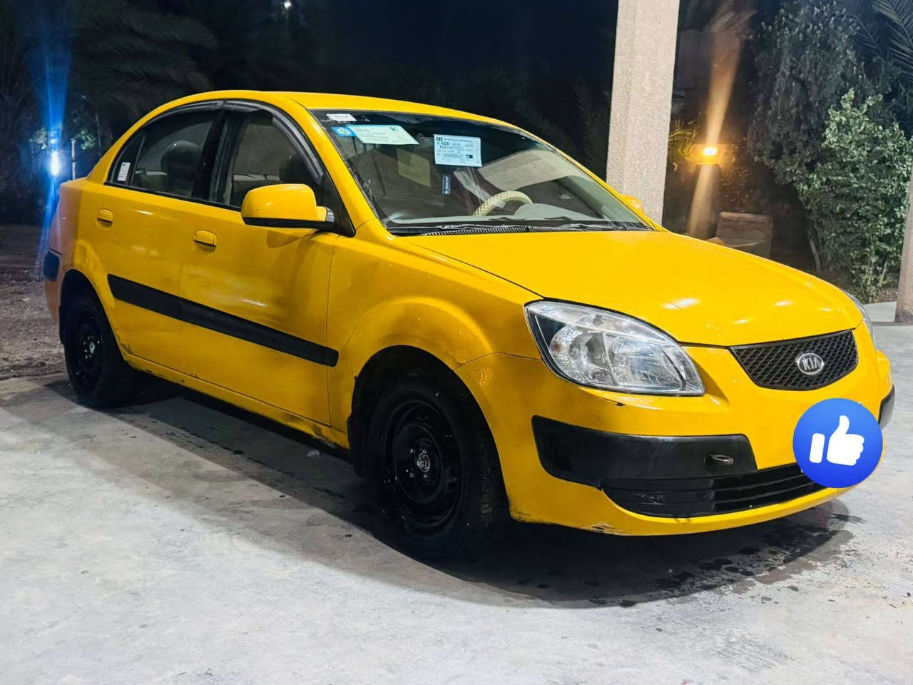 ريو تكسي للبيع  رقم بغداد انكليزي بسمي شخصيا مصفره هيئه وغرامه ضرر جاملغ أمامي كير اوتوماتيك مكينه مكفوله صبغه اولى سياره مكاني بغداد سعر ٨٤ ورقه 
***********
