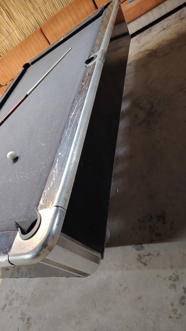 ميز سوبر جاكور جيوب نظافة 90٪ كشنات دفع فول قماش منصوب اقل الشهر يعني ترجع تشده منصوب وجاهز تجي تفحص بنفسك  السعر ٧ونص
العنوان بابل المسيب ***********
