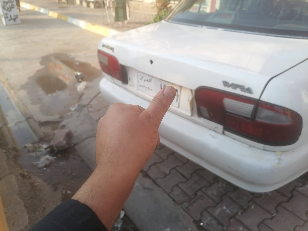 بيع مستعجل سعر 25 بروتون 2002 شركة مو حره صاحبه الشرعي من البيجي قرية شويش ماشايفو 
***********
*********** موقع السيارة كركوك محرك بي بخار صبغ ماكو حادث مابيه
