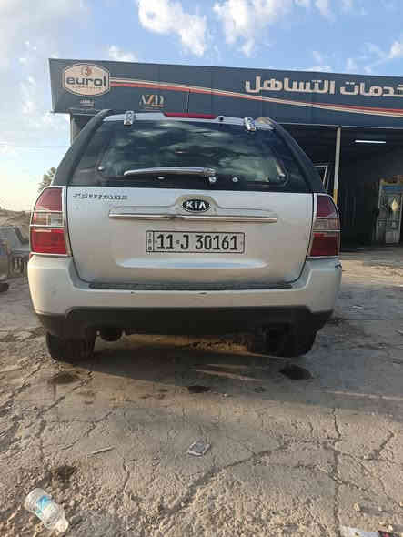 سبورتج 2009 خليجي محرك 2000 دوش  رقم بغداد ( الجديد) بيها شبر صبغ بالجاملغ الخلفي والباقي مكفول لا صبغ ولا تبديل سويجات عدد ٢ فتحة سلايد روف  داخل صاج حساسات خلفية  اربعة دسك السيارة جاهزة مابيها نقص انضف من الصور
السعر 110 وبيها مجال 
المكان بغداد / حي الجهاد - المكاسب
رقم الهاتف / ***********
