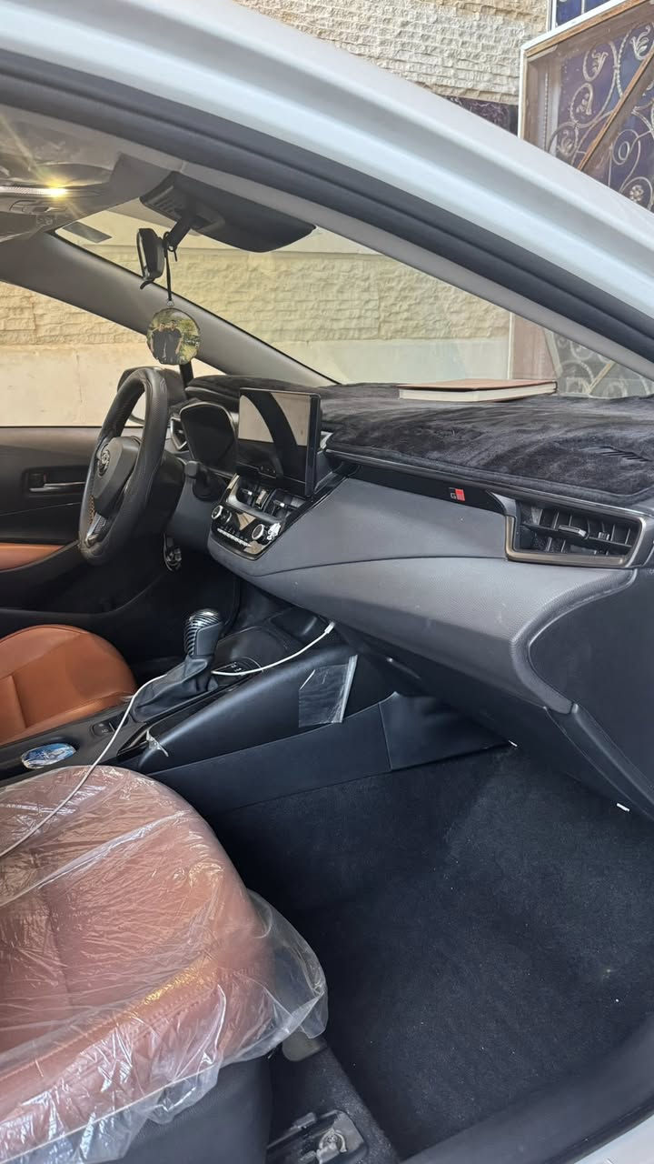 السلام عليكم ورحمه الله وبركاته …
❗️مراوس  بكورلا فروتلاندر او كروس وارد صيني 

كورلا GR 2025 فول موصفات اعلى فئه اربعه كامرات كشن كهرباء موصفاتها معروفه 

حلوه السياره ومصروف عليه وعلى ايدي نظيفه جداً 

ماشيه 10 الف 

للاستفسار الاتصال

***********

***********

وشكراً
