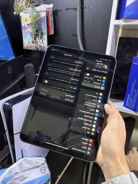 ايباد 11 (A16) جهاز نضافه100/100 مستخدم قليل اقل الشهر 
بطاريه100
بعده بل ضمان 
128
كامل ملحقات
سعر الجهاز 390  مكان رمادي شارع السينما 
***********
