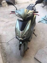 دراجه سكنس شحن  حسين عالمية  دراجه نضيفه مابيه اي نقص  ٣ سرعات  السرعه...