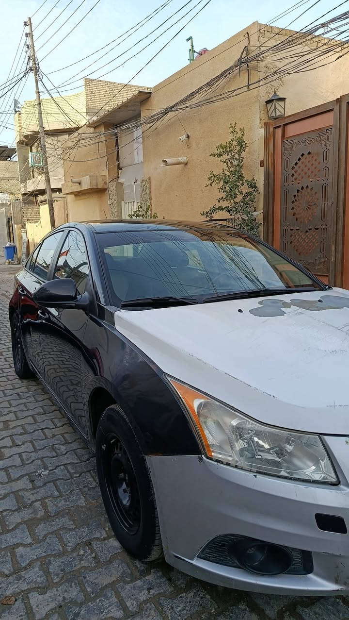 شوفر ليت كروز مديل٢٠١٣سياره وارد خليجي
بيه صبغ جاملغ خلفي والباب بدون ضربه جردات وصبغتهن وقبل الصبغ موجود فديو والبنيد مبدل صار بيه حادث بسيط وبدلته وبعدني ماصابغه 
مكينه وكير خير من الله
تدفه وتبريد شغال
حداديه مبدله قبل شهرين بس هسه عندي بوشه خلفيه فقط 
سياره غرفته نضيفه وحلوه 
كشره يرادله ملاحضات شوفت العين بنيد صبغ ودعاميه وشغلات بسيطه
مكاني كربلاء السعر 68 
بيع او مراوس


**إذا كنت صاحب هذا الإعلان وتريد حذفه لأي سبب، رجاءا أرسل رسالة إلى الدعم الفني**