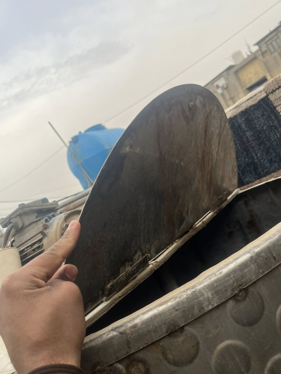 السلام عليكم خباطة زاهي سلستيل للبيع مكاني بغداد ***********
