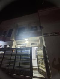 للايجار____في____السيدية بيت مساحة 70م نظيف   يحتوي على 3 نوم صالة ومط...