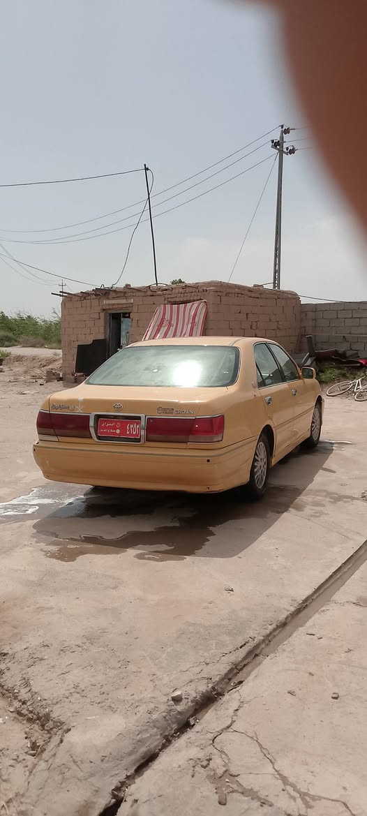 يا الله سلام عليكم جنون كراون للبيع سياره اصوليه رقم صدامي صلاح الدين وكاله خاصه سياره مكينه كير حداديه طخم تأير بطاين كله جديد ما ذب عليها ربع تبريد وي سويج راعيها بنجف يسوي وكاله خاصه مصفره وجاهزه عليها بس هيه 200 الف مكينه ديفور جبير فول مواصفات اربع دكم برده خلفيه تحكم ستيرن تبريد قطعتين كشنات كهربائيه سياره جاهزه مكان ذي قار شطره رقم الهاتف *********** سعر 35 وبيها مجال
