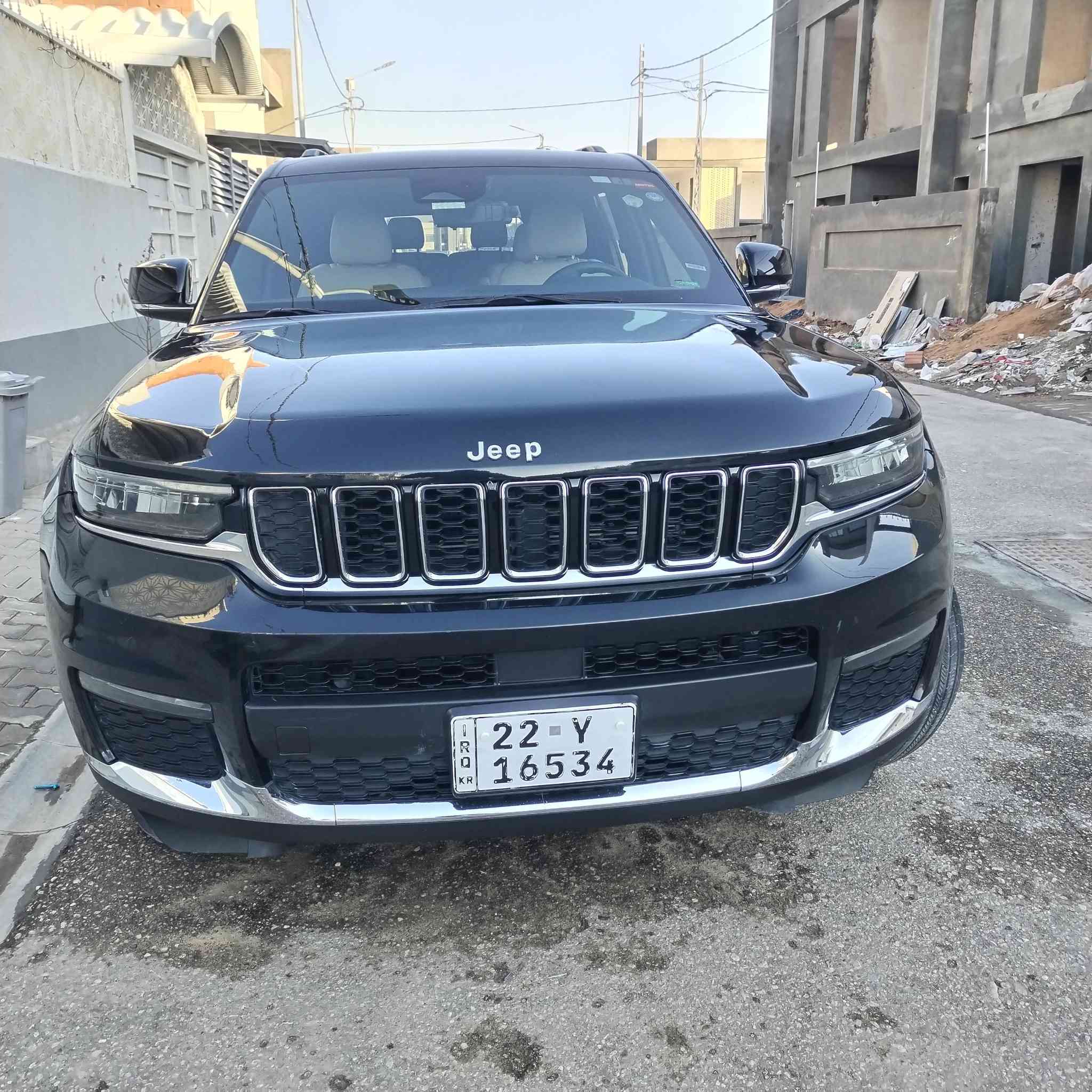 سلام عليكم جيب كراند شيروكي لمتدد 2023 وارد أمريكا حادث خفيف بدون ايرباك سياره بسمي رقم اربيل لمتدد 7 راكب 355$ للتواصل *********** مكان سيارة نجف
