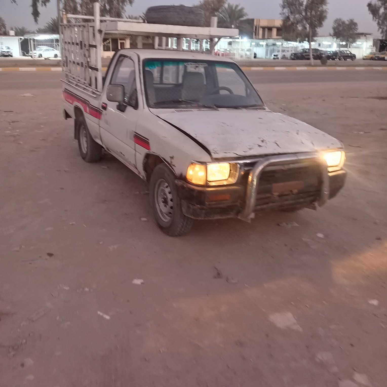 سلام عليكم بيكم موديل ٩٠ محرك وكير كارتون تخم تاير صار ١٥ يوم من شديده كهربائيه كله شغاله رقم واسط مشروع وطني تحويل ثاني يوم لماني رقمه سياره جاهزه العنوان بابل السعر ٤٠ وبيه مجال ***********
