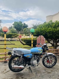 سيفان موديل ٢٤ • لون بحري • محرك شغّال