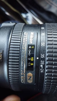 نيكون 7100 • عدسة 24-120 • جديدة