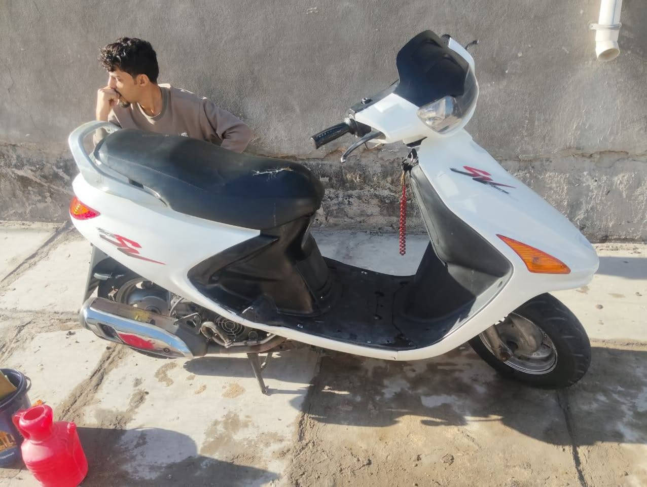 سلام عليكم
فراشه للبيع 

ماعيزه برغي شلعه ومعدل  محرك مامفتوح 

ستوه نازله من الرمبه صارله شهر من نزلته

 بيع او مراوس ماكس عدله 

تواصل ولستفسار ***********

والسعر خاص او مراسله واساب
