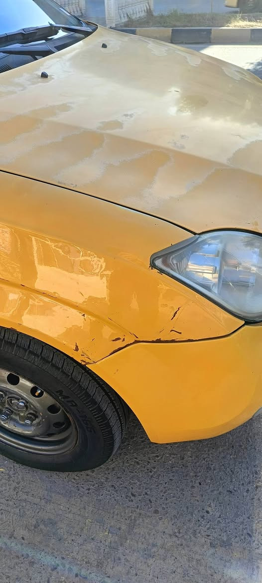 سلام عليكم طيبه للبيع 2016 سياره كفاله عامه فقط خشم الجملغ اليمن بي ربع بارد سياره تخم تايرات صدر جديد حداديه كير ومكينه نضيف رقم بغداد تحويل ثاني يوم دوشمه قماش السعر 47 وبيها مجال بسيط جداً اتصل ع الرقم  *********** ابو مؤمل .
