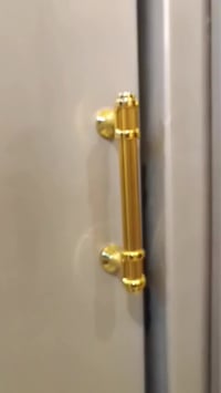 غرفة نوم فخمة • تنسيق مرتب • جيرود