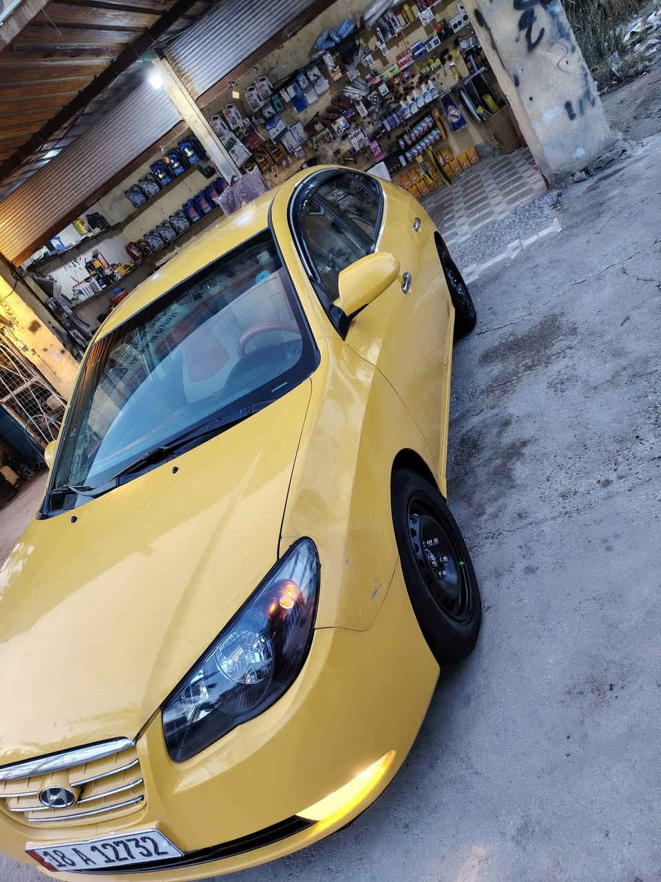 سلام عليكم.. النترا موديل 2010 وارد امريكي بيه بنيد مبدل فقط والباقي ليبل واحد كير او  مكينه حاويه حداديه نضيفه تخم تاير رقم بابل انكليزي مصفره هيئه وغرامات العنوان حله مركز المدينه ( *********** ) السعر          ( 92 )
