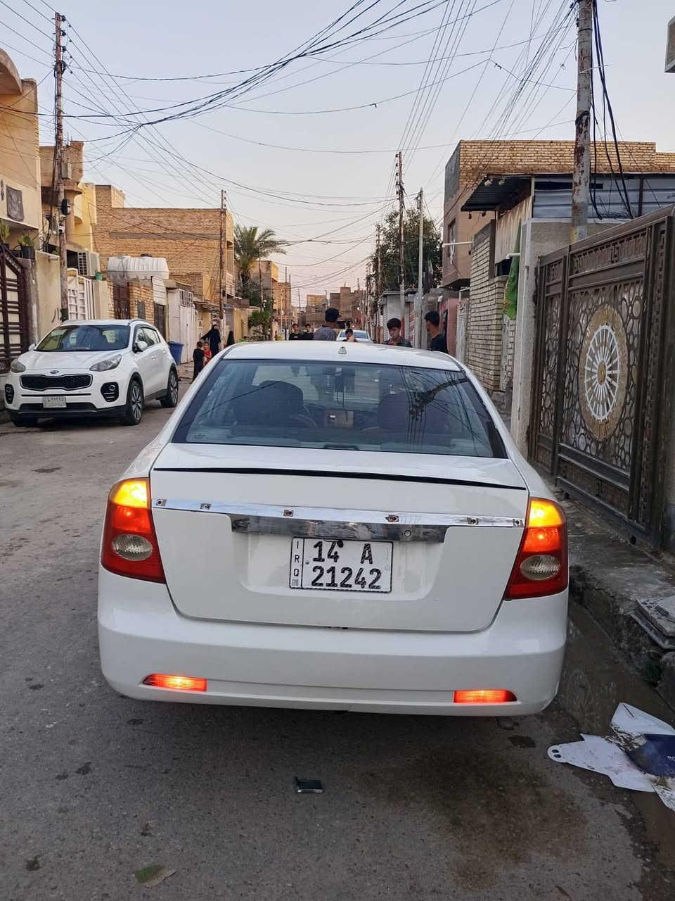 سلام عليكم جيلي 12 سياره حلوه تخم تاير كير مكينه تبريد صدر امامي خلفي 
شاشه لايت زنون سياره مصبوغه عام جماليه رقم بصره سياره بسمنه السعر 42 وبيه مجال مكاني الحسينه الراشديه ***********
