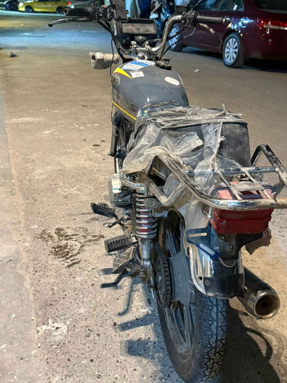 السلام عليكم 
سونك 5 كير 
موديل 23
مكفوله من الطول للطول 
بغداد حي الجهاد 
450 الف 
***********
