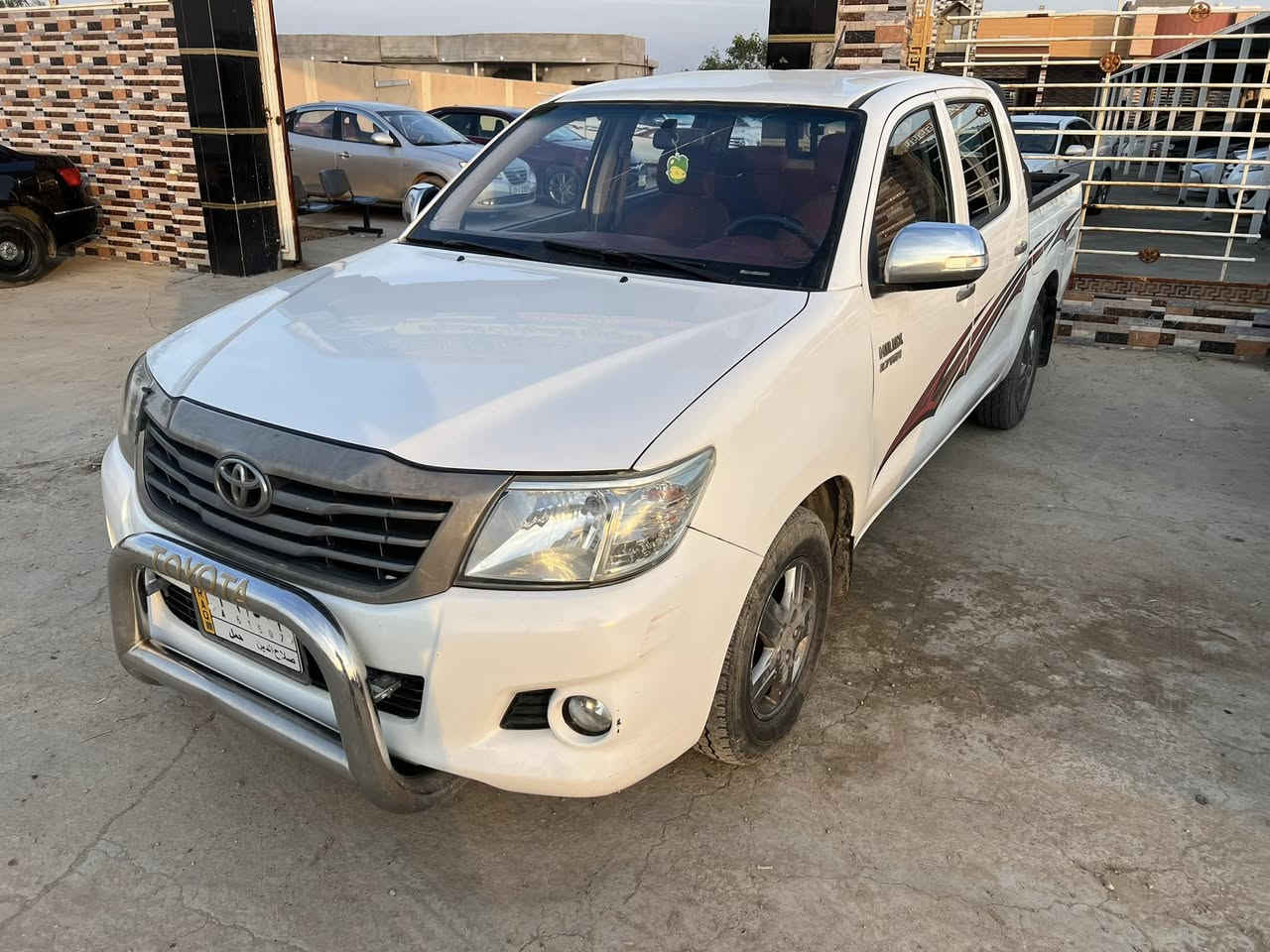 سلام عليكم 
بكم للبيع كويتي 
موديل 2014
تماتيك شاصي 19
كير ومحرك شرط مامفتوح 
بدون صبغ 
السعر 220 وبيها مجال للطيبين 
الرقم ***********
