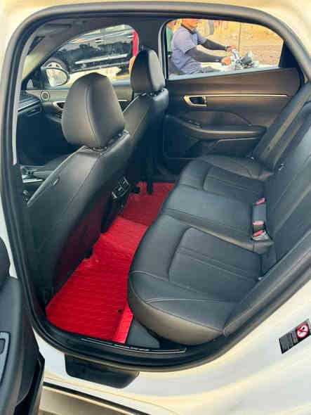 سوناتا 2022 ماشيه42 الف قطعتين صبغ وارد كوري غاز بلادي ،مكانها الكوت/***********/سعر 185
