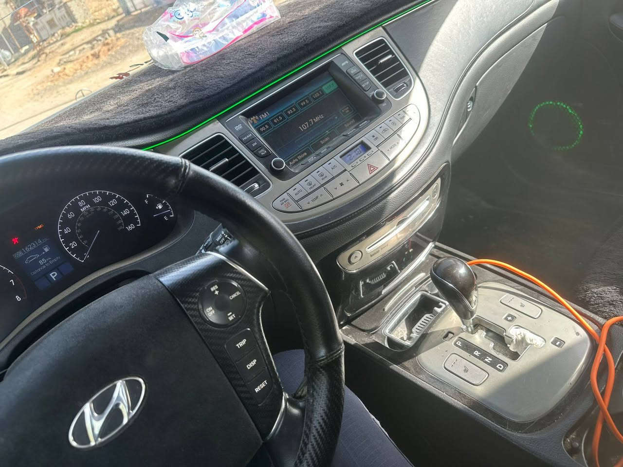 جينسزز موديل 2012 السياره محرك 6 للبيع او مراوس حسب القناعه السياره فول فتحه تبريد تدفئه بلكشن شاشه كامره جاهزه من كلشي السياره كير محرك مكفول بيها صبغ جاملغ او بابين ثنين بدون معجون او بدون اي دواخل شرط مكفوله لغد والشواصي هم شط رقم بغداد السعر 119 وبيها مجال الرقم ***********
