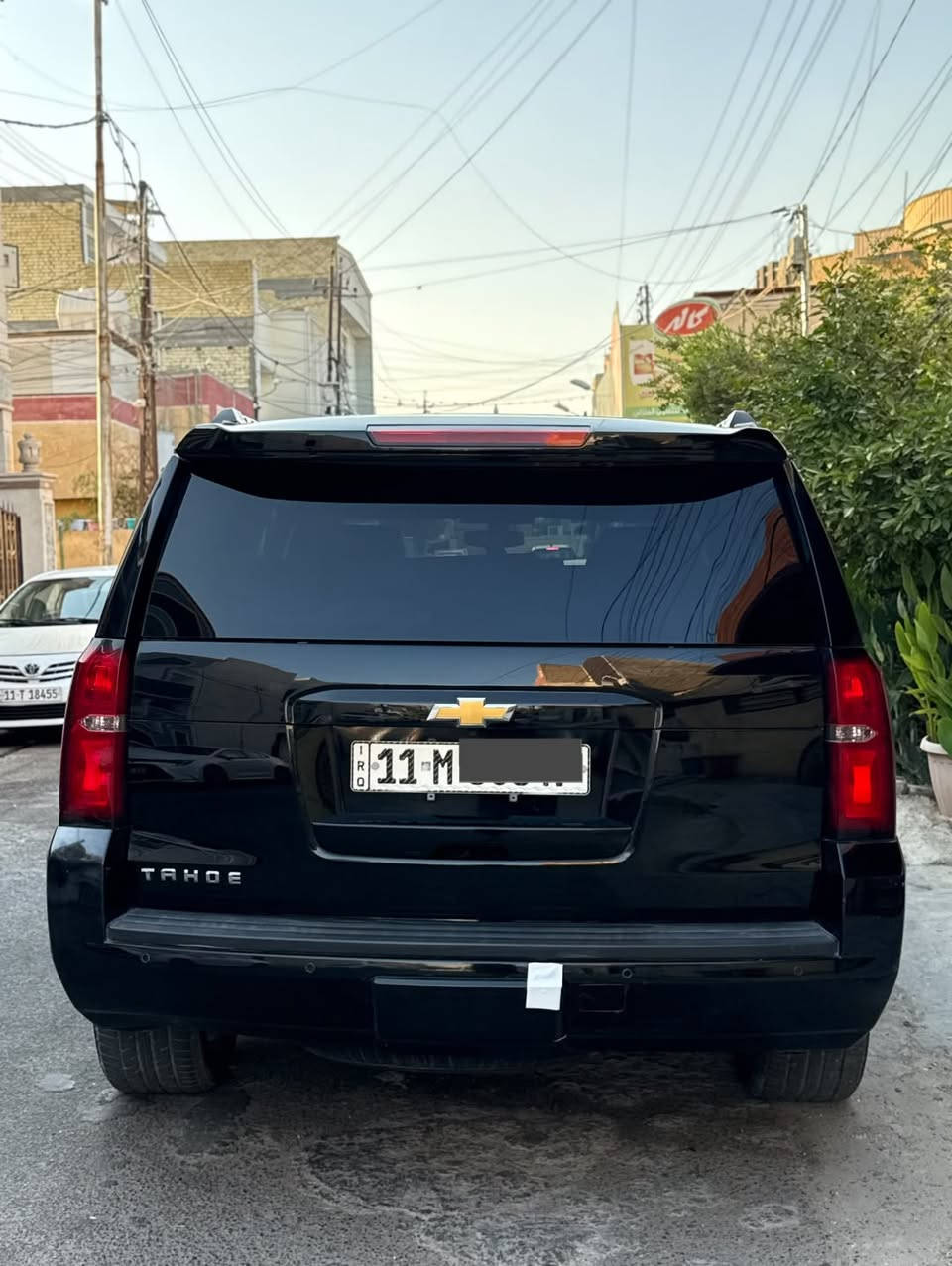 السلام عليكم 
تاهو 
2016
فئة LT
حادثها كما موضح بصور و الصبغ هم موضح بسونار 
بدون فتحة بدون بصمة 
كشنات جلد كهرباء 
رقم بغداد بسمي 
السعر (268) بيها مجال 
العنوان بغداد حي البنوك 
للأستفسار الأتصال على الأرقام
أسيا (***********)
عراقنا (***********)

