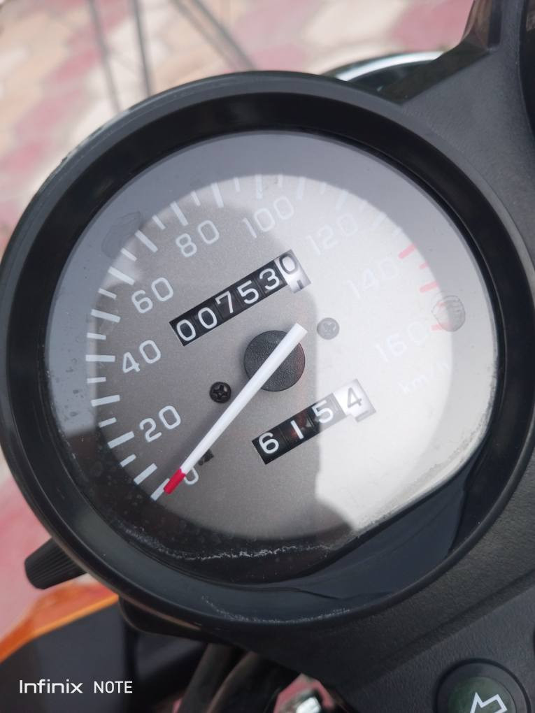 دايون عضم للبيع 
 الدراجه فول مواصفات بصمه رادار انذار تشغيل عن بعد 
الدراجه كلش نضيفه وقبل فتره طالعه من وكيل موديل 23 طالعه من وكيل ب2024 شهر ال9 كلش نصيفه ومرتبه 
(رقم وسنويه )
 الرقم الجديد باسمي  ثاني يوم مداور  مكاني نجف حي النداء متواجد ع فيس ٢٤ ساعه رقم الواتساب 
***********( فقط واتساب )  الدراجه كفاله عامه من كلشي وين ميعجبك نفحص الدراجه وكيل شوفت عينك 
السعر خاص ادري هسالفه اضوج بس شسوي ناس تكسر بلحلال ولتوفقيك للجميع  ... 🤍 النجف, العراق
