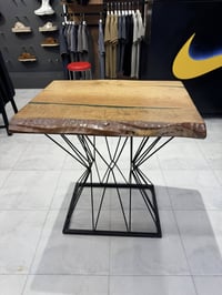 طبلة خشب طبيعي  الارتفاع 75 70*55 07831846618 السعر 140