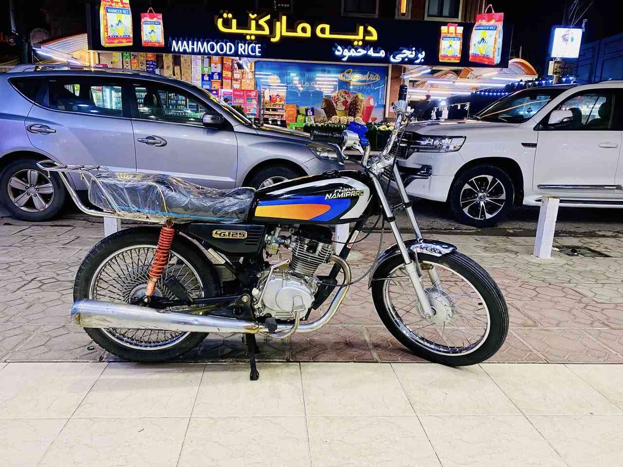 للبيع متور .نامي برو  محرك طلقة أوراق منفيس موجود سعر 250 الف فية مجال رقم *********** فية واتساب
