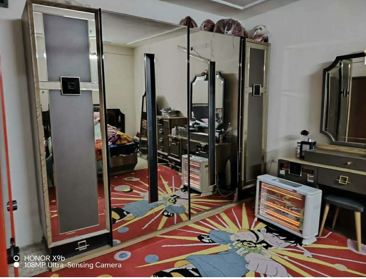 غرفة تركية حديثه مودرن 8 قطع  كنتور بيبان تقسيماته حلوه ضخمه مكانه الغزاليه اللاستفسار خاص


**إذا كنت صاحب هذا الإعلان وتريد حذفه لأي سبب، رجاءا أرسل رسالة إلى الدعم الفني**