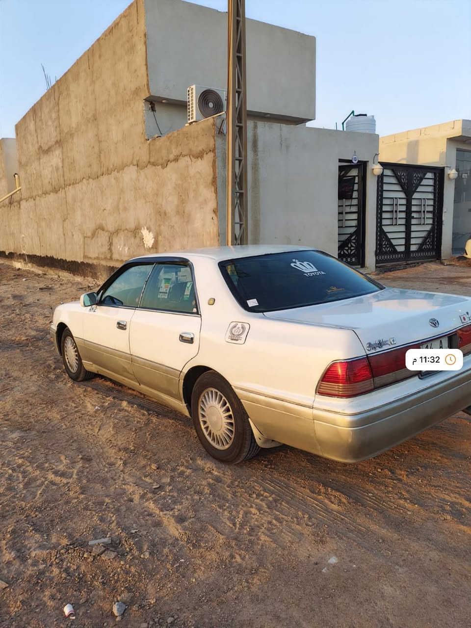 السلام عليكم
 للبيع راس الثور فلات موديل 96 رقم بصره بسمي ارقام نكليزي سنويه ما منتهيه  فقط كصه جنطه مكفوله  تبريد❄️ ثلج مكينه 3000  داخل جديد  عينه ليزريه كهربائياتها كلها شغاله سماعات سعرها 66 وبيها مجال 
مكاني بصره رقم الهاتف ☎️ ***********
