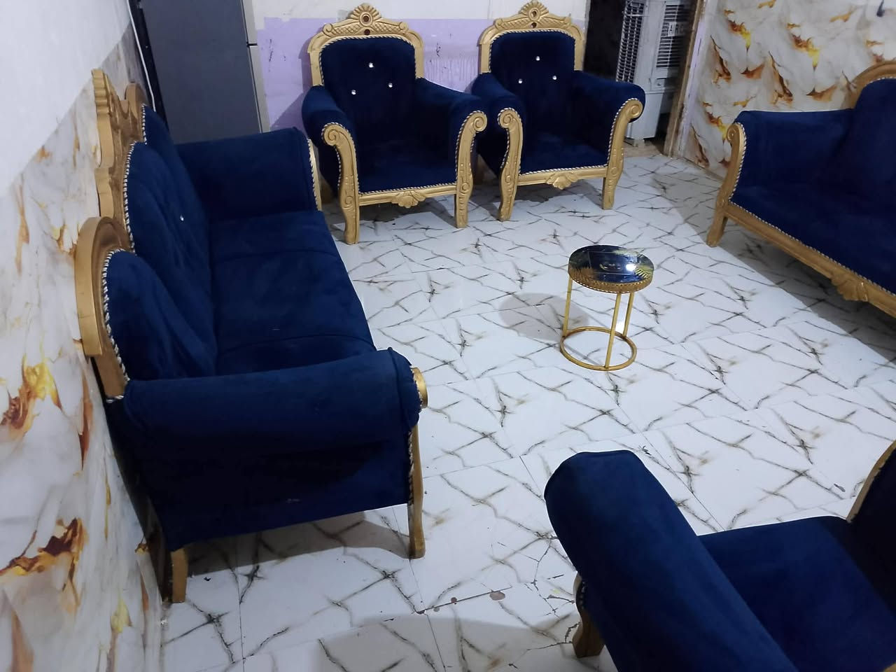 مكلفه بنشر الغراض   للبيع ***********
