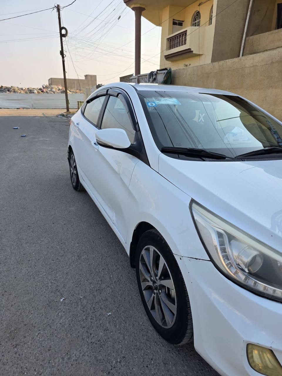 السلام عليكم
للبيع اكسنت خليجي موديل 2017 رقم بغداد بأسمي سنوية جديدة مكفولة من الصبغ والتبديل محرك 1600 مواصفات فتحة + تحكم ستيرن + ويل كب + شاشة ماشية 118 مكاني بغداد الكرخ للأستفسار الاتصال على الرقم ***********
