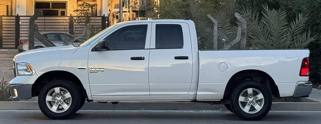 Ram 2022
رام 2022 ماشية 47 الف حادثه جاملغ وباب ايرباك بردة طاك بدون دواخل بجم كبس شركة مواصفات :
-محرك 5700
-تشغيل عن بعد
-شاشة كبيرة
-شاشة معلمومات كبيرة
-تحكمات ستيرن
-تحكم تبريد منفصل 
سيارة جديده بمعنى الكلمه بدون نواقص جاهزه مكاني بغداد حي الجهاد سعر 197 وبيها شي بسيط
***********
***********
