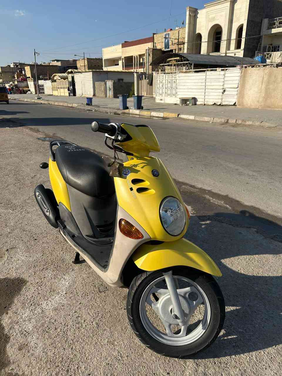 السلام عليكم 
دراجه فله ١٢٠ مال رمبه مكفولة كفاله عامه من كلشي مكينه وكفر وكهربائات كله ختم واحد كهربائيات كيجات كله شغاله دراجه ناعمه وبرغي ما مفتوح بيه 
عارضه ب1 و50 وبيه مجال قليل مكاني مدينه الصدر 
***********
