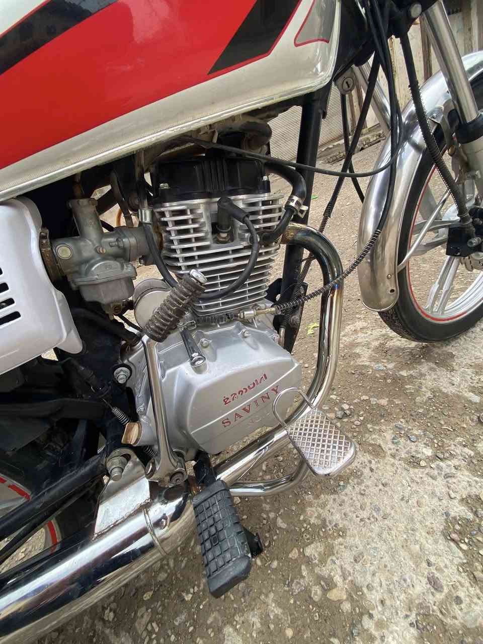 السلام عليكم دراجة سيفان 5 كير موديل 2021 الدراجة نضيفة خير من الله على وضع الشركة محرك ما مفتوح الدراجة استخدام شخصي وجانت مضمومة اوراق كامل الدراجة كاملة من كلشي كهربائيات بريكات شرط بلادية  محرك صوت شركة صلنصة كاتم جديدة للاستفسار اتصل           (***********)
