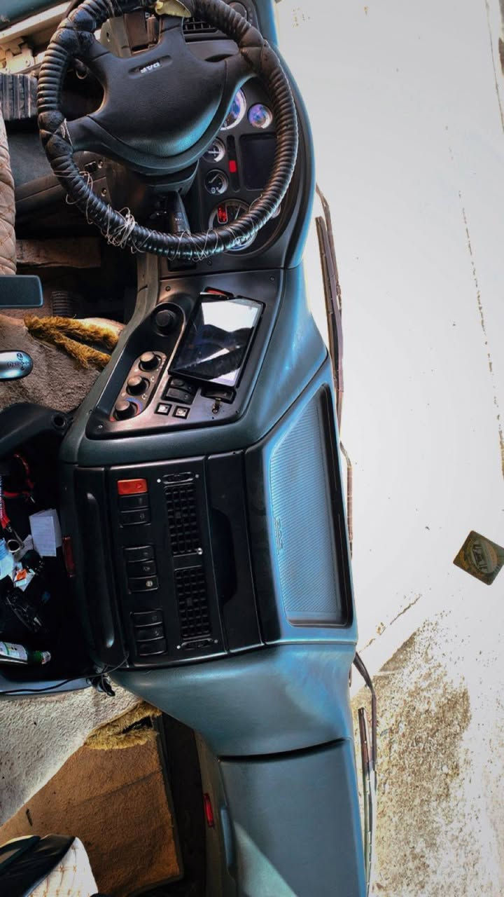 سلام عليكم
مكان سياره دهوك
***********

***********

داف للبيع موديل  2005

دبل تاير/ كير توماتيك
