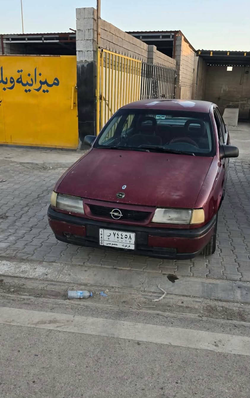 السلام عليكم 
اوبل فكترا موديل ٩٢ حجم ٢٠ بدون ضربه وبدون صبغ كير مكينه صدر تاير شرط سنويه عاج نافذه بل٢٠٢٣ بيها دفتر بانزين السياره كلها شرط
 السعر ٢٩ بيها مجال شراي اتصل *********** كركوك, العراق
