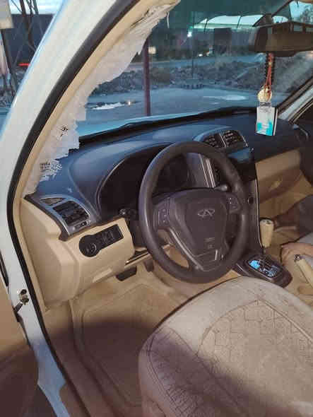 تيكو ٢٠١٣ كير ومحرك مكفولات
كلها علئ البلاد
نقصها فقط الصدر الامامي تعبان
شرط التحويل
سعر ٦٠ بيها مجال حك الجيه
عنوان داقوق
هاتف ***********
